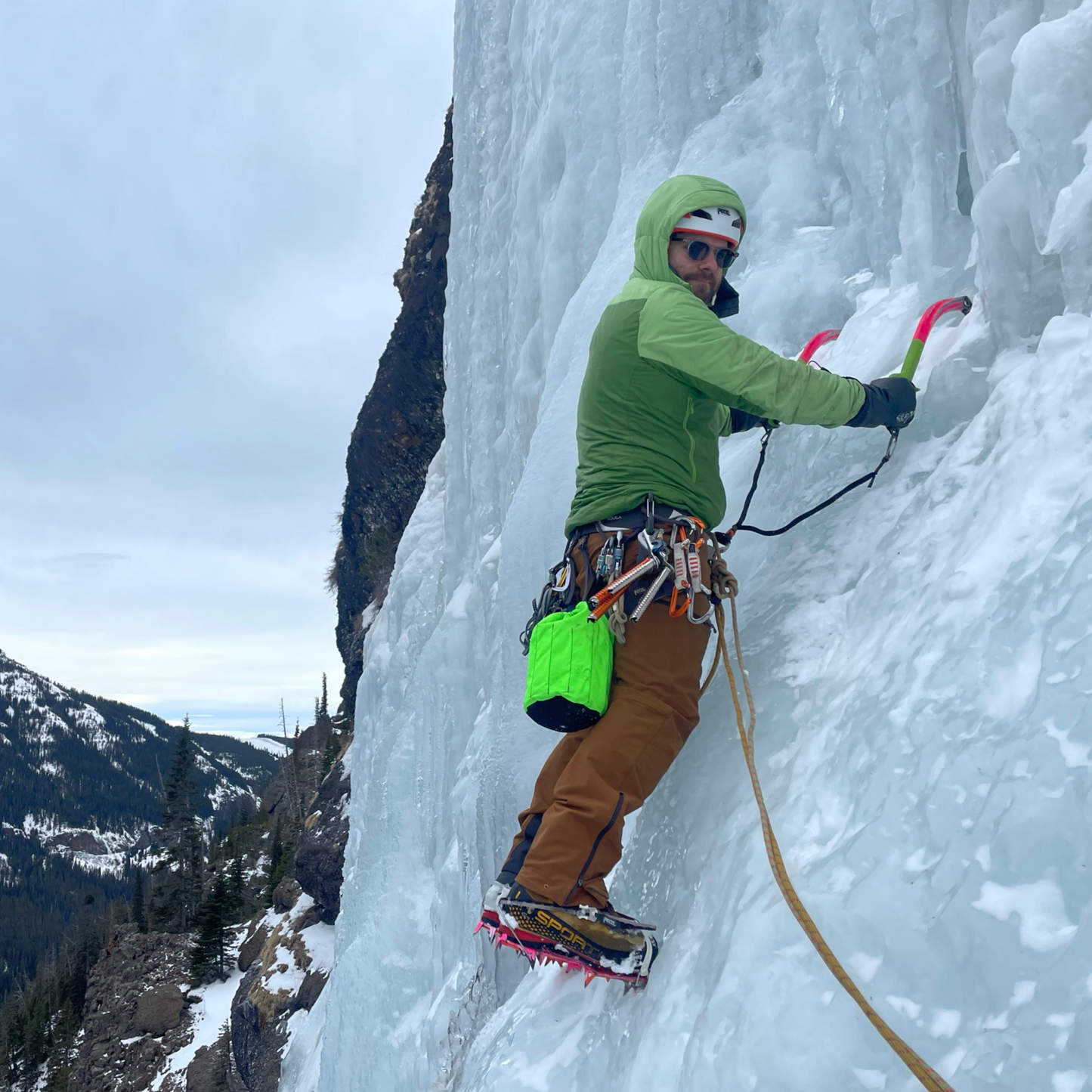 Ice Screw Cannon